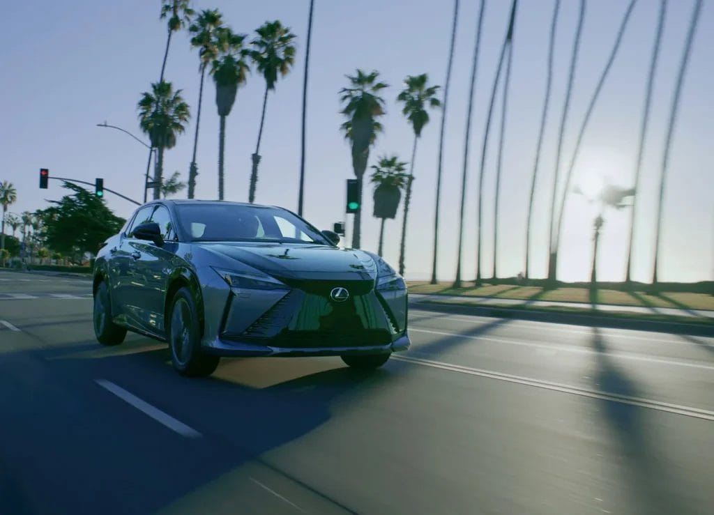 購入相談｜グレード・カラー・オプションでここまで差が出る